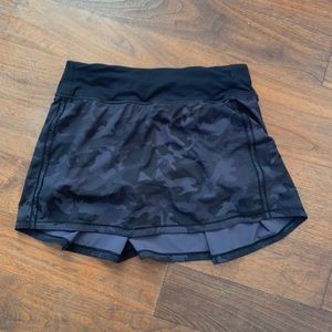 Lululemon pace rival skirt